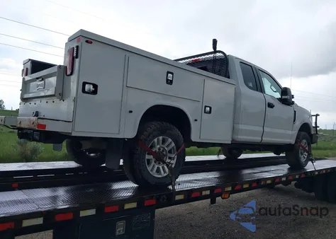 2018 Ford F-250 Xlt z USA, uszkodzony, nr VIN 1FD7X2B65JEB74699